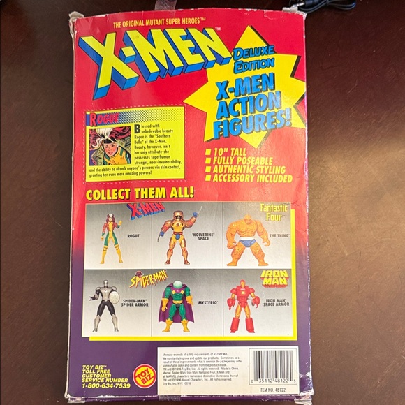 Vintage X-Men Rogue Deluxe Edition Action Figure (1996) - Picture 3 of 6